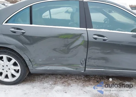 2007 Mercedes-Benz S 550 4Matic z USA, uszkodzony, nr VIN WDDNG86XX7A097769